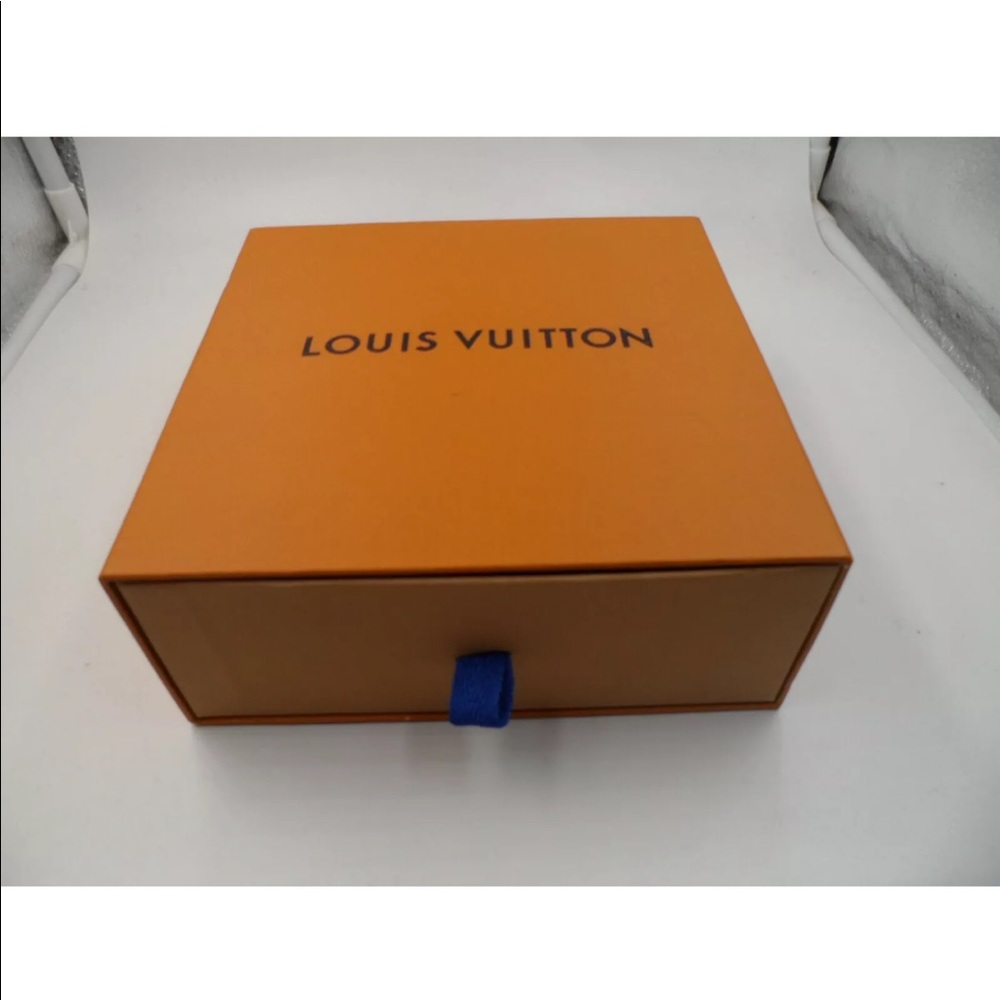 Louis Vuitton belt - Picture 5 of 6
